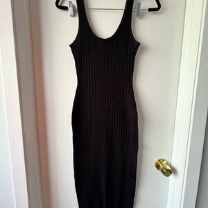Elegant Black Sleeveless Dress